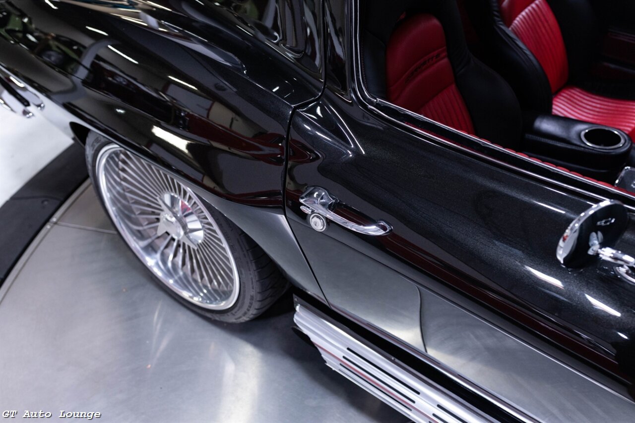 1963 Chevrolet Corvette Split Window Restomod - Photo 30 - Rancho Cordova, CA 95742
