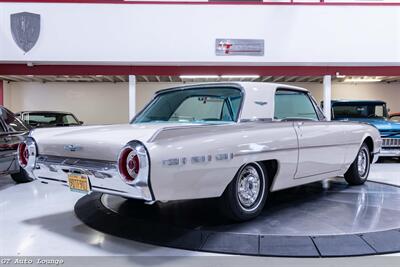 1962 Ford Thunderbird Hardtop   - Photo 5 - Rancho Cordova, CA 95742