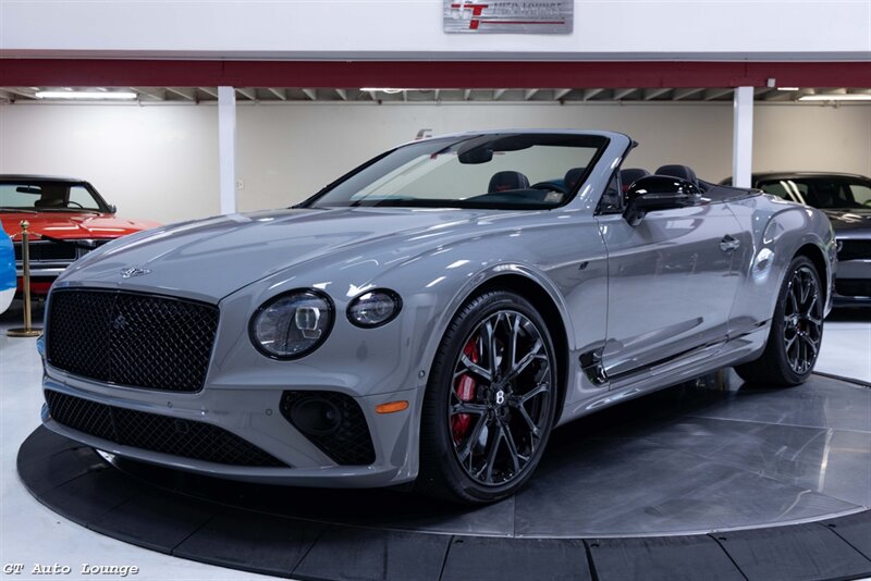 2023 Bentley Continental GTC V8 S  