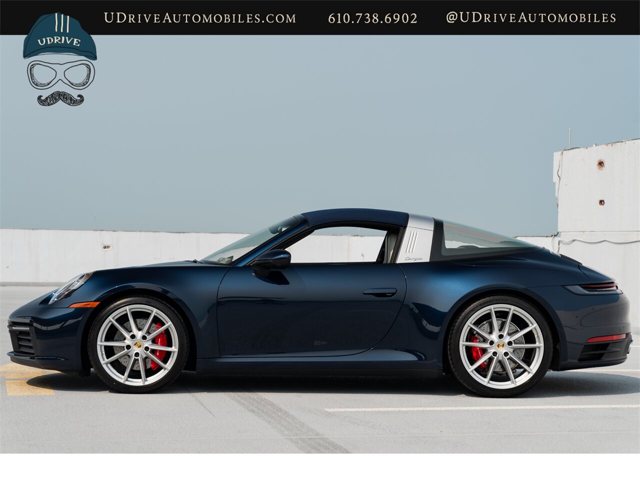 2021 Porsche 911 Targa 4S  992 Prem Sport Pkg 3k Miles Rear Axle Steering ACC - Photo 11 - West Chester, PA 19382