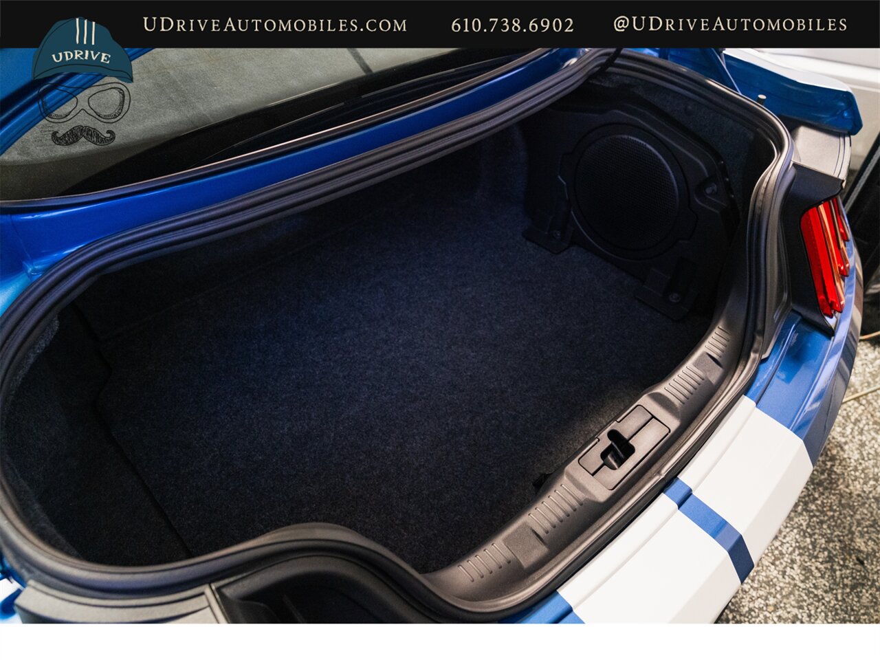 2020 Ford Mustang Shelby GT500 LIVE ON BRING A TRAILER Carbon Fiber Track Pack White Over The Top Stripe Teck Pkg 215 Miles - Photo 68 - West Chester, PA 19382