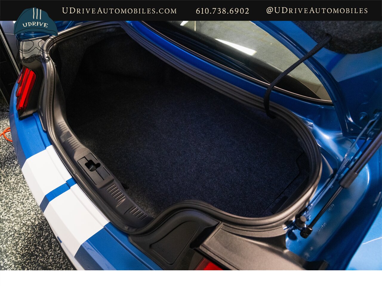 2020 Ford Mustang Shelby GT500 LIVE ON BRING A TRAILER Carbon Fiber Track Pack White Over The Top Stripe Teck Pkg 215 Miles - Photo 67 - West Chester, PA 19382