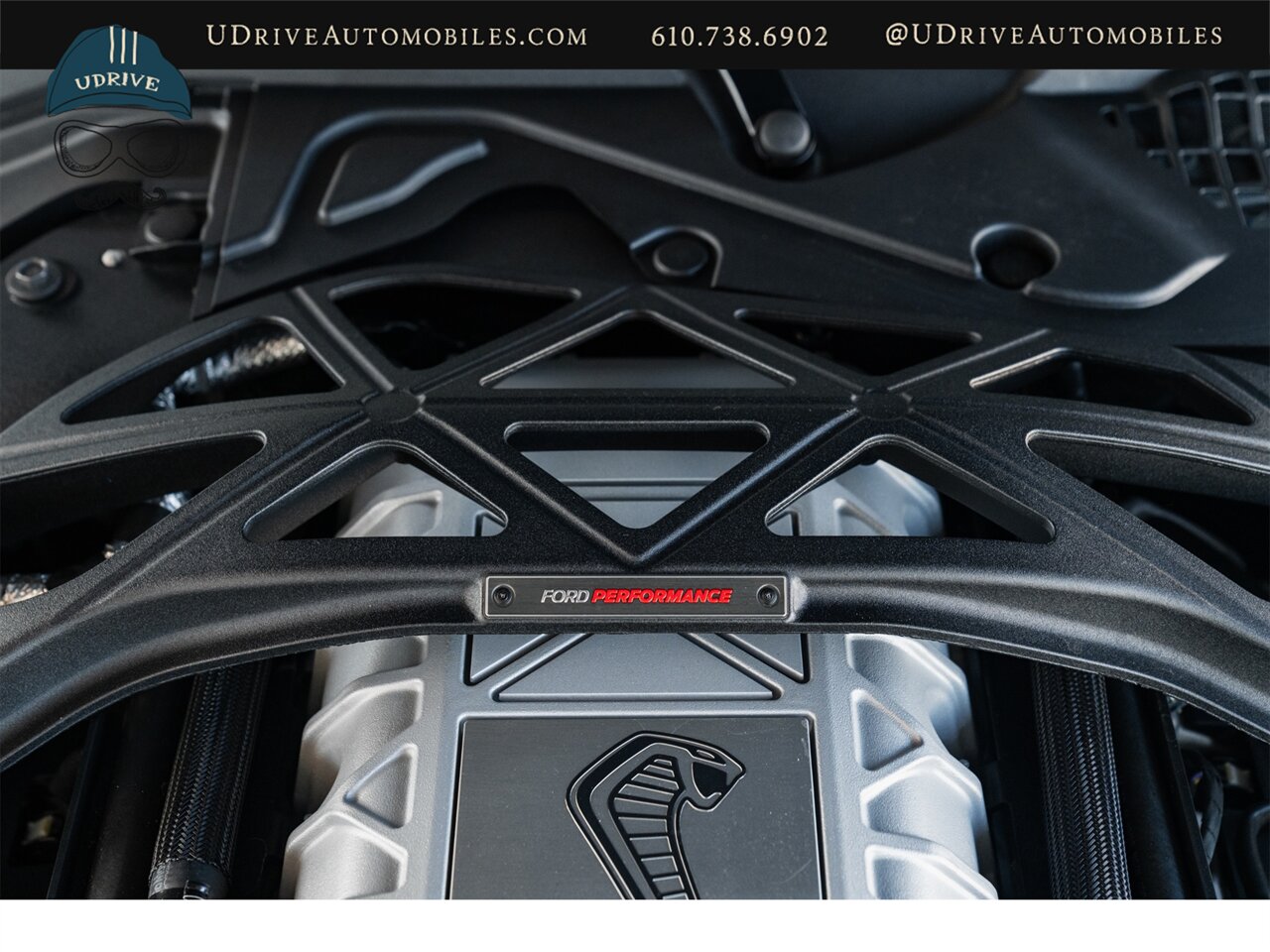 2020 Ford Mustang Shelby GT500 LIVE ON BRING A TRAILER Carbon Fiber Track Pack White Over The Top Stripe Teck Pkg 215 Miles - Photo 62 - West Chester, PA 19382