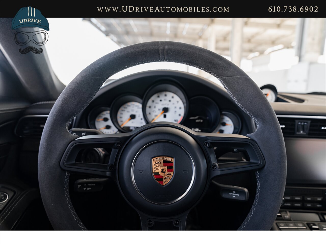 2018 Porsche 911 GT3  991.2 6 Sp Manual Chalk PCCB Bucket Seats PPF - Photo 48 - West Chester, PA 19382