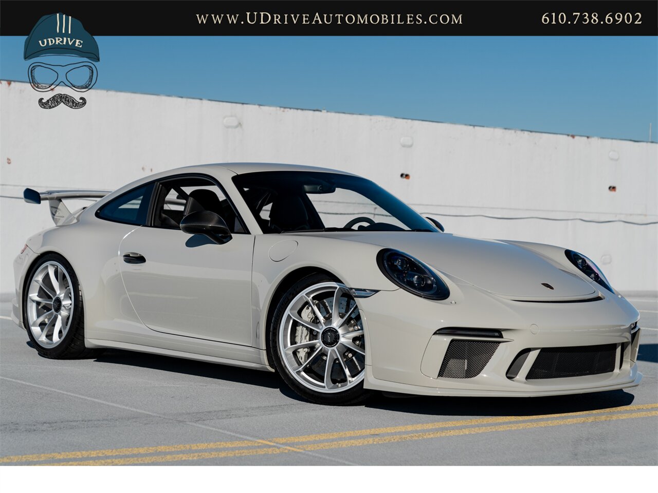 2018 Porsche 911 GT3  991.2 6 Sp Manual Chalk PCCB Bucket Seats PPF - Photo 3 - West Chester, PA 19382