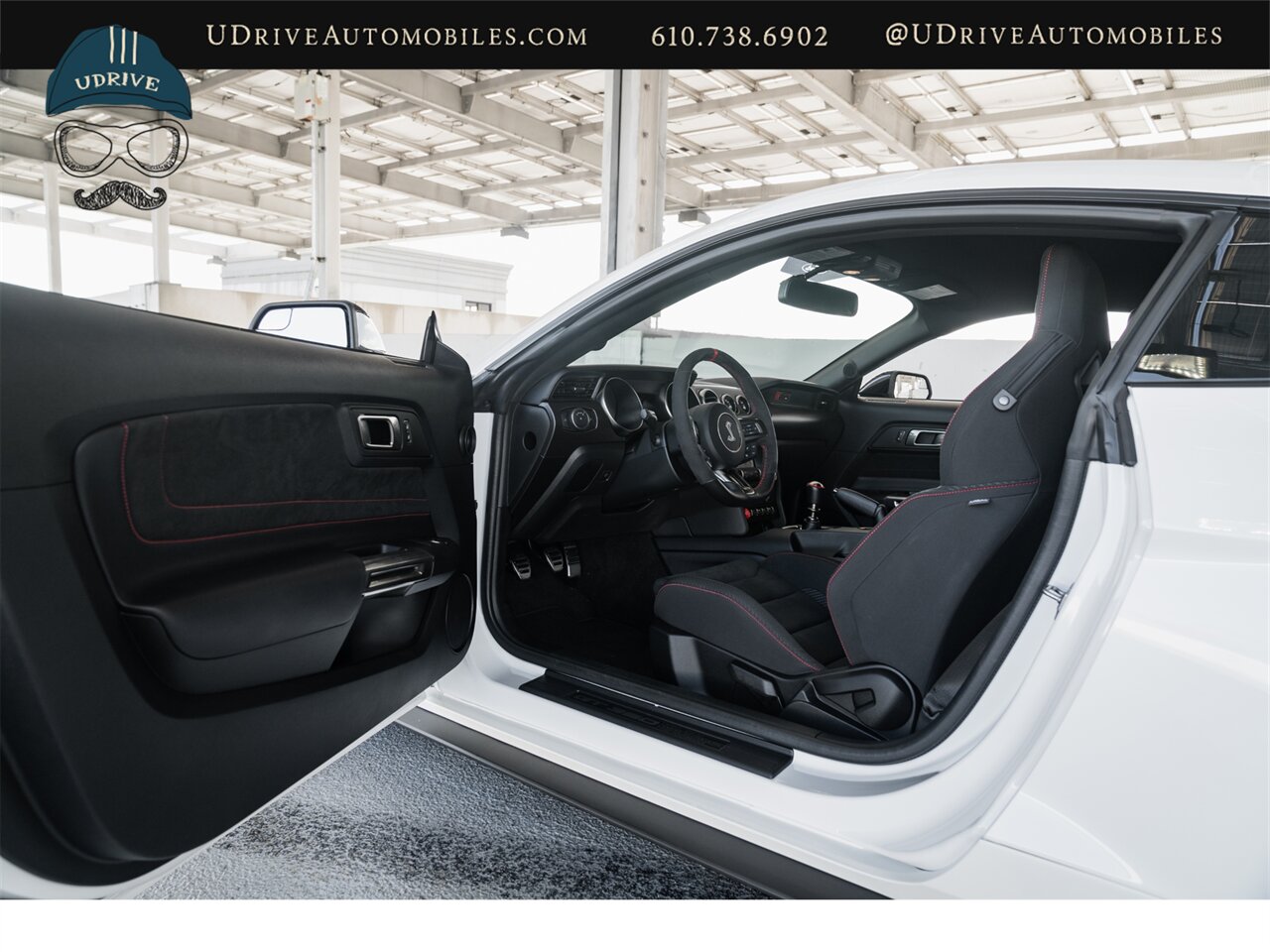 2016 Ford Mustang Shelby GT350R  1 Owner 200 Miles Blue Stripe with Red Accent Electronics Pkg - Photo 29 - West Chester, PA 19382