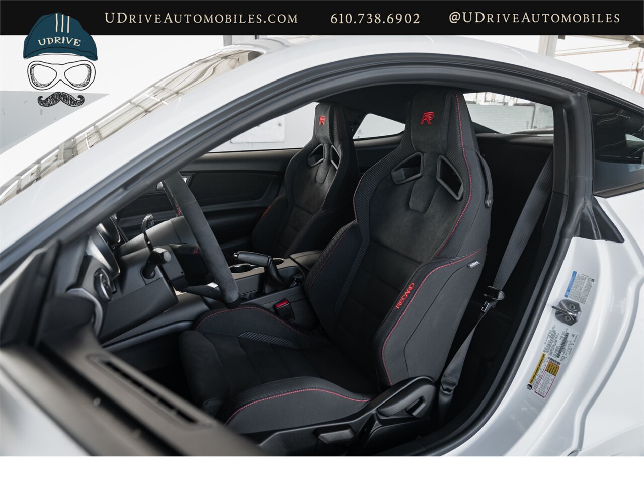 2016 Ford Mustang Shelby GT350R  1 Owner 200 Miles Blue Stripe with Red Accent Electronics Pkg - Photo 30 - West Chester, PA 19382