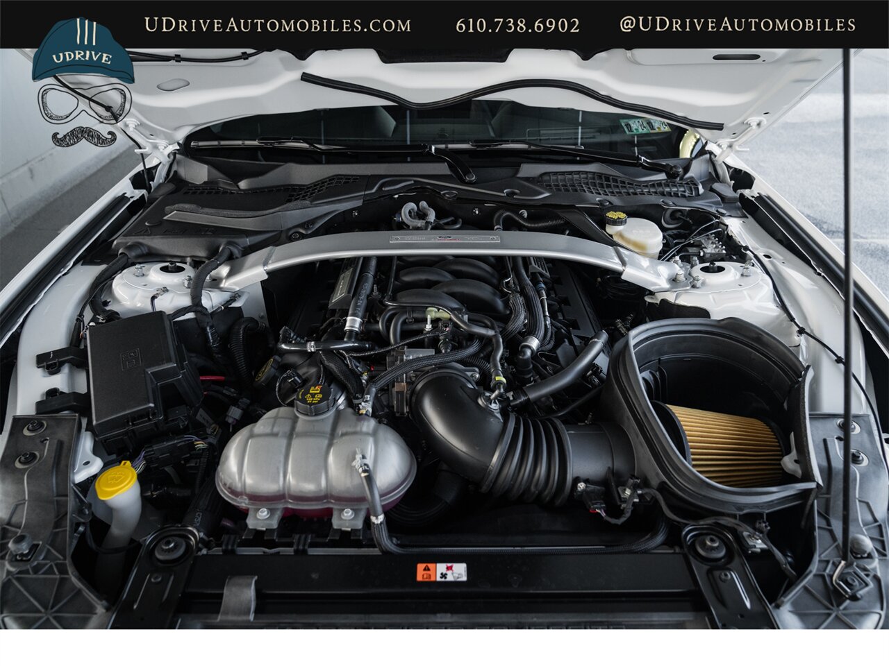 2016 Ford Mustang Shelby GT350R  1 Owner 200 Miles Blue Stripe with Red Accent Electronics Pkg - Photo 57 - West Chester, PA 19382