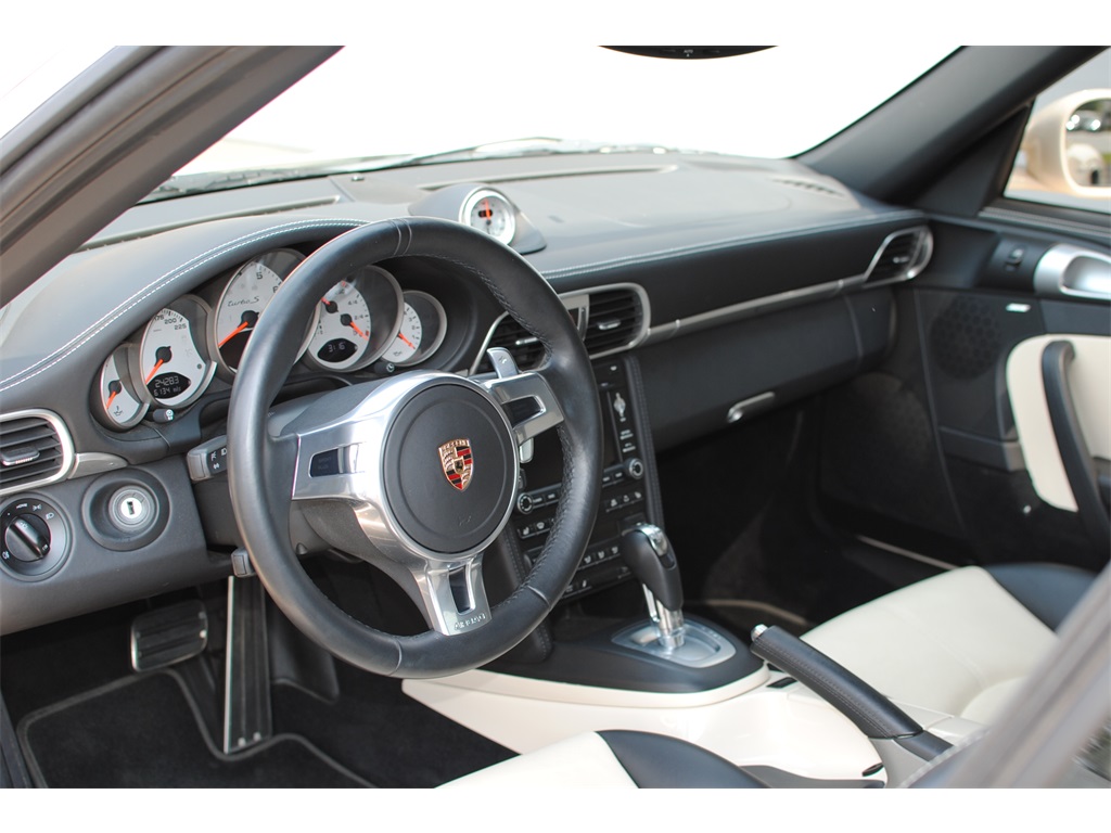 2012 Porsche 911 Turbo S   - Photo 21 - West Chester, PA 19382