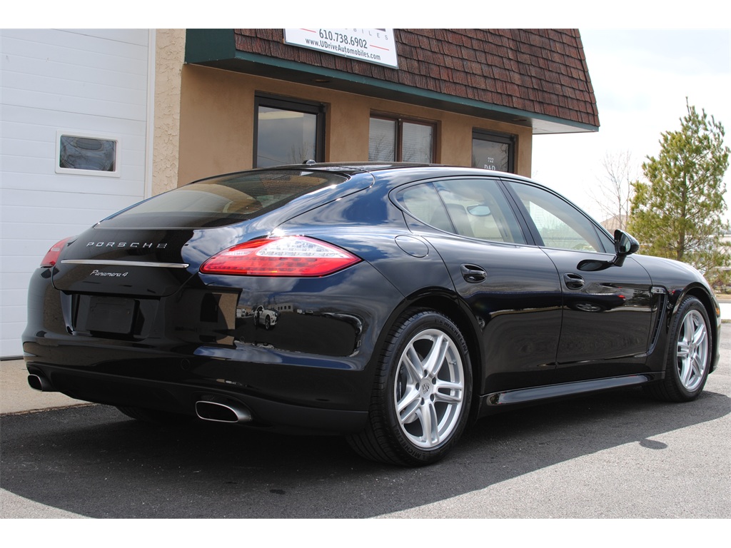 2012 Porsche Panamera   - Photo 8 - West Chester, PA 19382