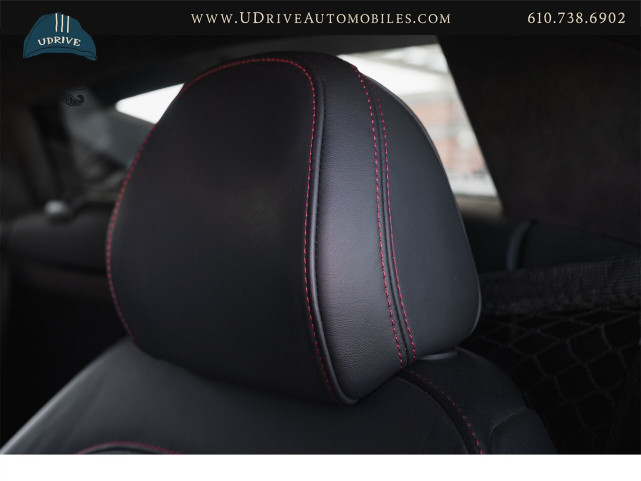 2011 Audi R8 5.2L V10 6 Speed Manual Red Stitching  Service History - Photo 31 - West Chester, PA 19382