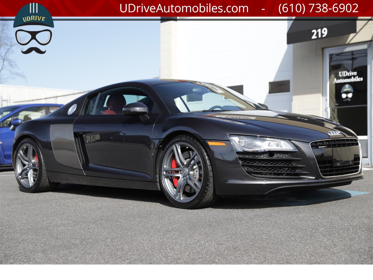 2012 Audi R8 R8 6 Speed 1 Owner LED Carbon Fiber Blades  Conv Pkg Lthr Pkg - Photo 11 - West Chester, PA 19382