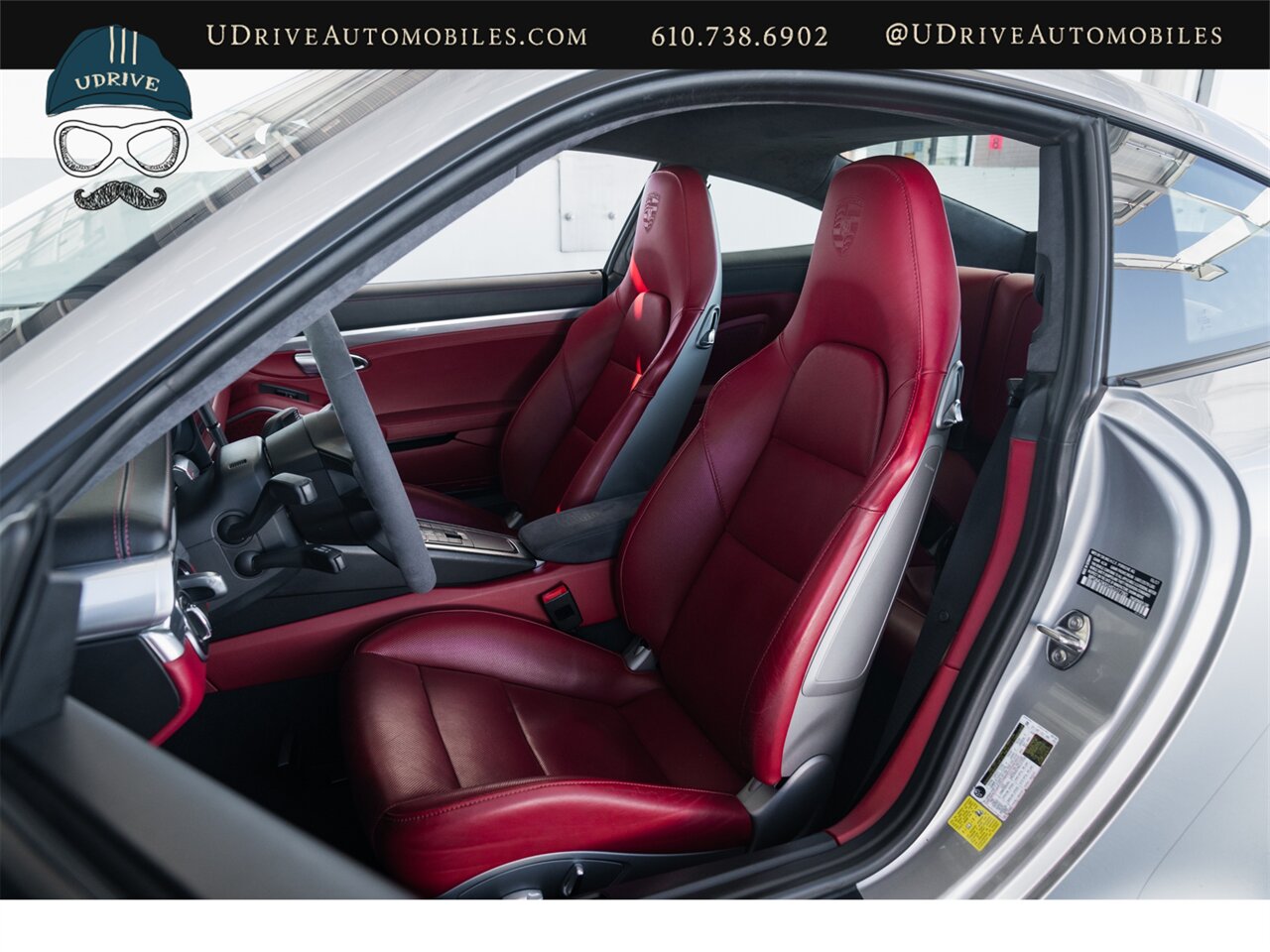 2017 Porsche 911 Carrera  991.2 7 Speed Manual Chrono Sport Exhst 20in RS Spyder Whls Glass Roof 2 Tone Lthr Great Spec - Photo 25 - West Chester, PA 19382