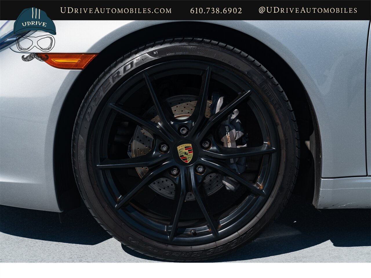 2017 Porsche 911 Carrera  991.2 7 Speed Manual Chrono Sport Exhst 20in RS Spyder Whls Glass Roof 2 Tone Lthr Great Spec - Photo 51 - West Chester, PA 19382