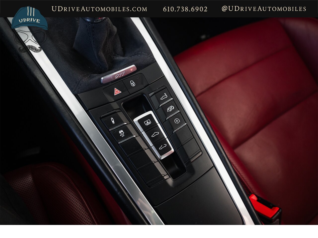 2017 Porsche 911 Carrera  991.2 7 Speed Manual Chrono Sport Exhst 20in RS Spyder Whls Glass Roof 2 Tone Lthr Great Spec - Photo 41 - West Chester, PA 19382