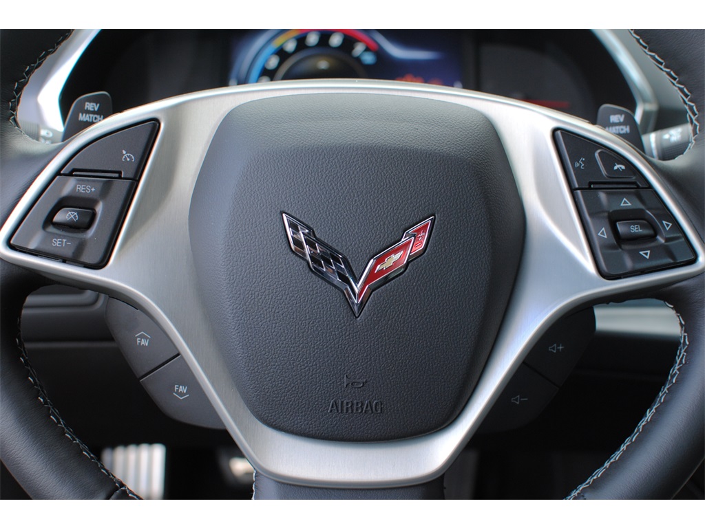 2014 Chevrolet Corvette Stingray Z51   - Photo 15 - West Chester, PA 19382