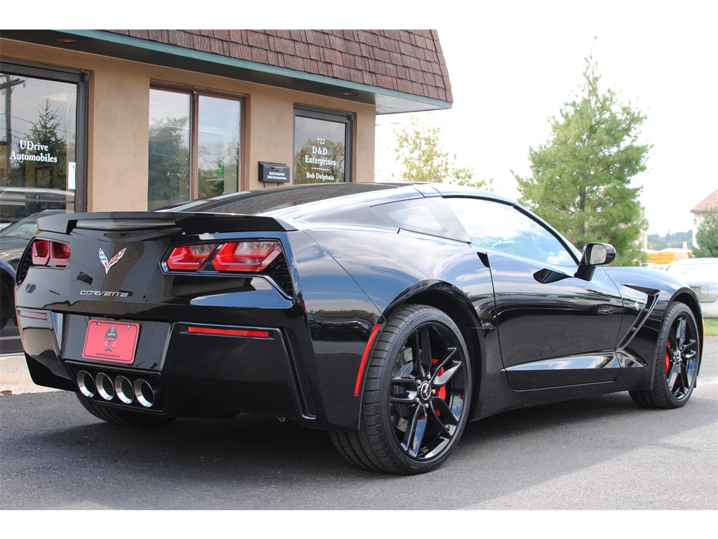 2014 Chevrolet Corvette Stingray Z51   - Photo 7 - West Chester, PA 19382