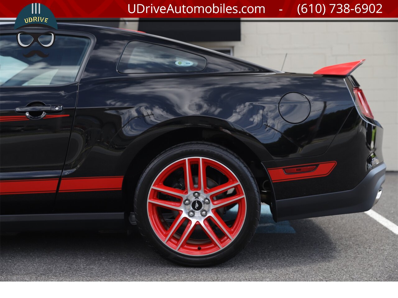 2012 Ford Mustang 866 Miles Boss 302 Laguna Seca #338 of 750  Red TracKey Activated - Photo 23 - West Chester, PA 19382