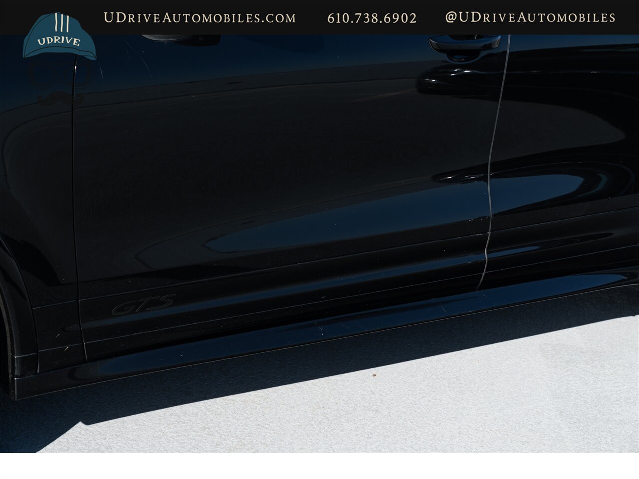 2016 Porsche Cayenne GTS 21in Whls Sport Chrono Red Dial Alcantara Red Belts Pano - Photo 12 - West Chester, PA 19382