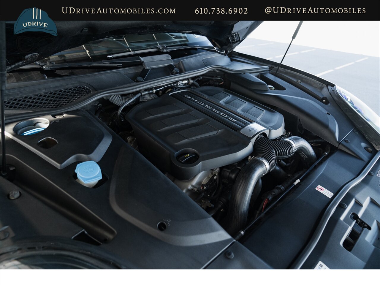 2016 Porsche Cayenne GTS 21in Whls Sport Chrono Red Dial Alcantara Red Belts Pano - Photo 55 - West Chester, PA 19382