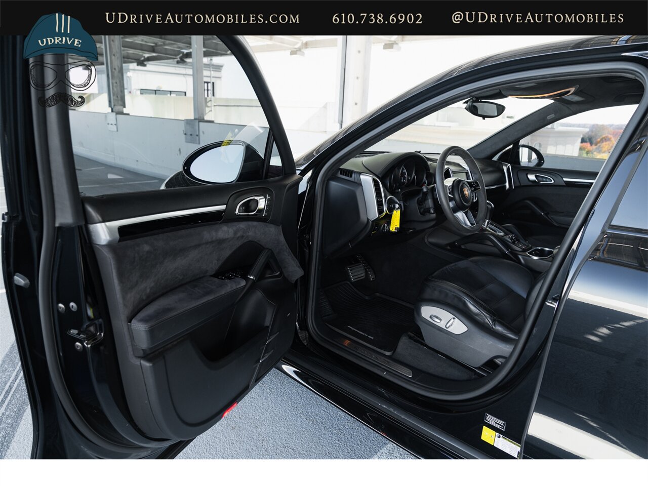 2016 Porsche Cayenne GTS 21in Whls Sport Chrono Red Dial Alcantara Red Belts Pano - Photo 32 - West Chester, PA 19382