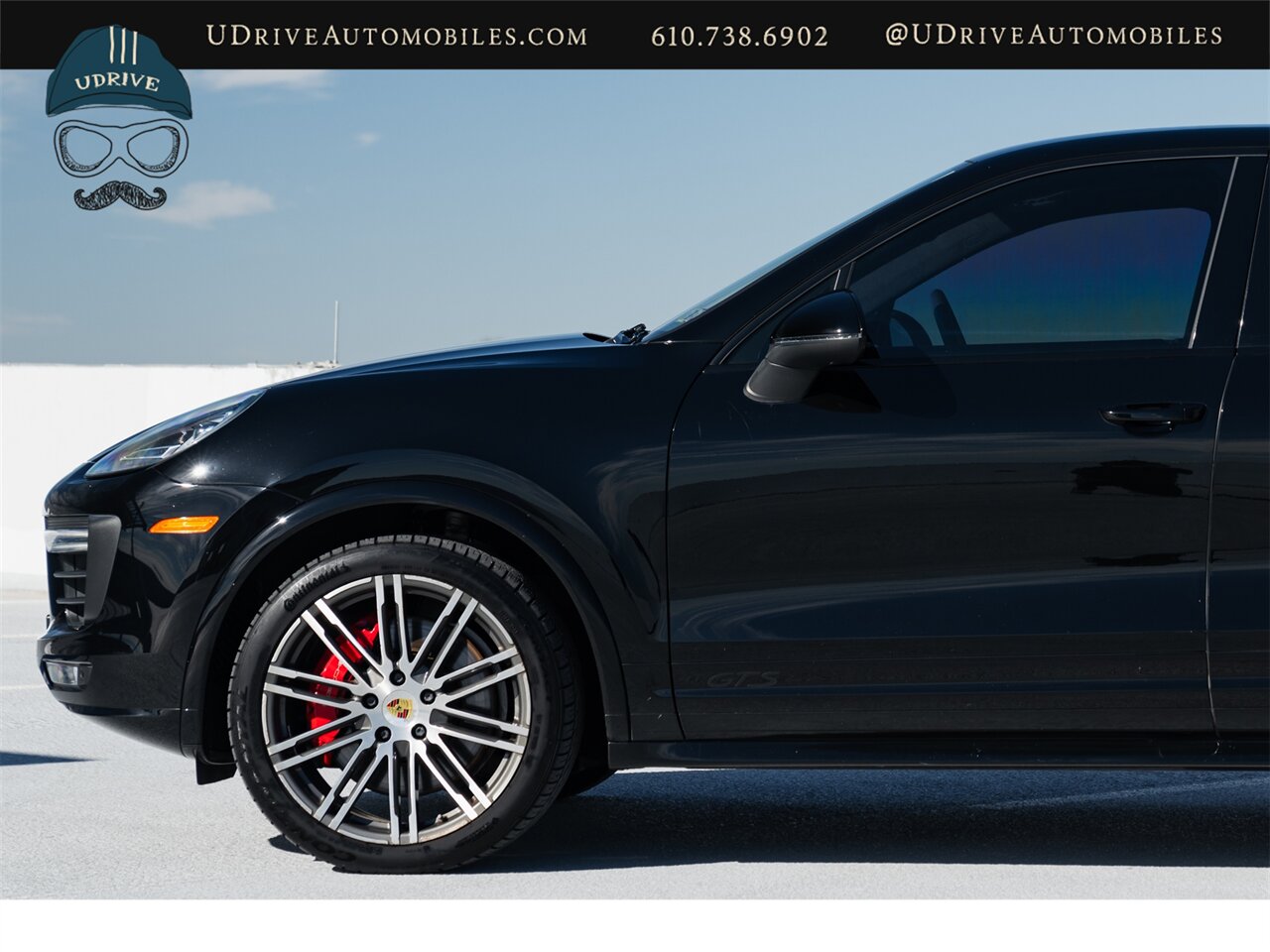 2016 Porsche Cayenne GTS 21in Whls Sport Chrono Red Dial Alcantara Red Belts Pano - Photo 10 - West Chester, PA 19382