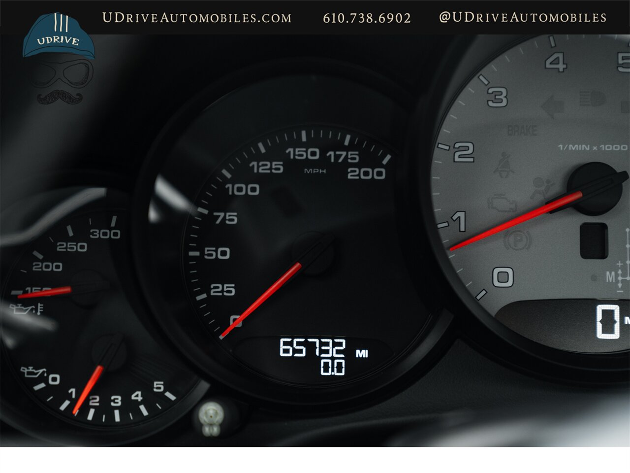 2015 Porsche 911 Carrera 4S  991 Carrera 4S C4S Sunroof PDLS Cam Pwr Steer Plus ParkAssist - Photo 34 - West Chester, PA 19382