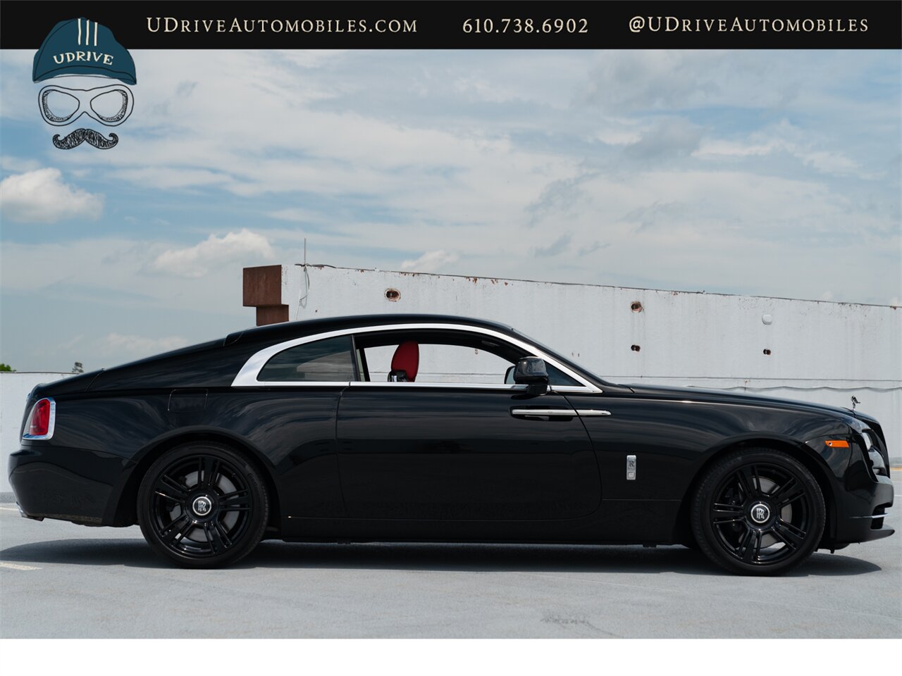 2018 Rolls-Royce Wraith  Starlight Headliner Mugello Red Interior - Photo 17 - West Chester, PA 19382