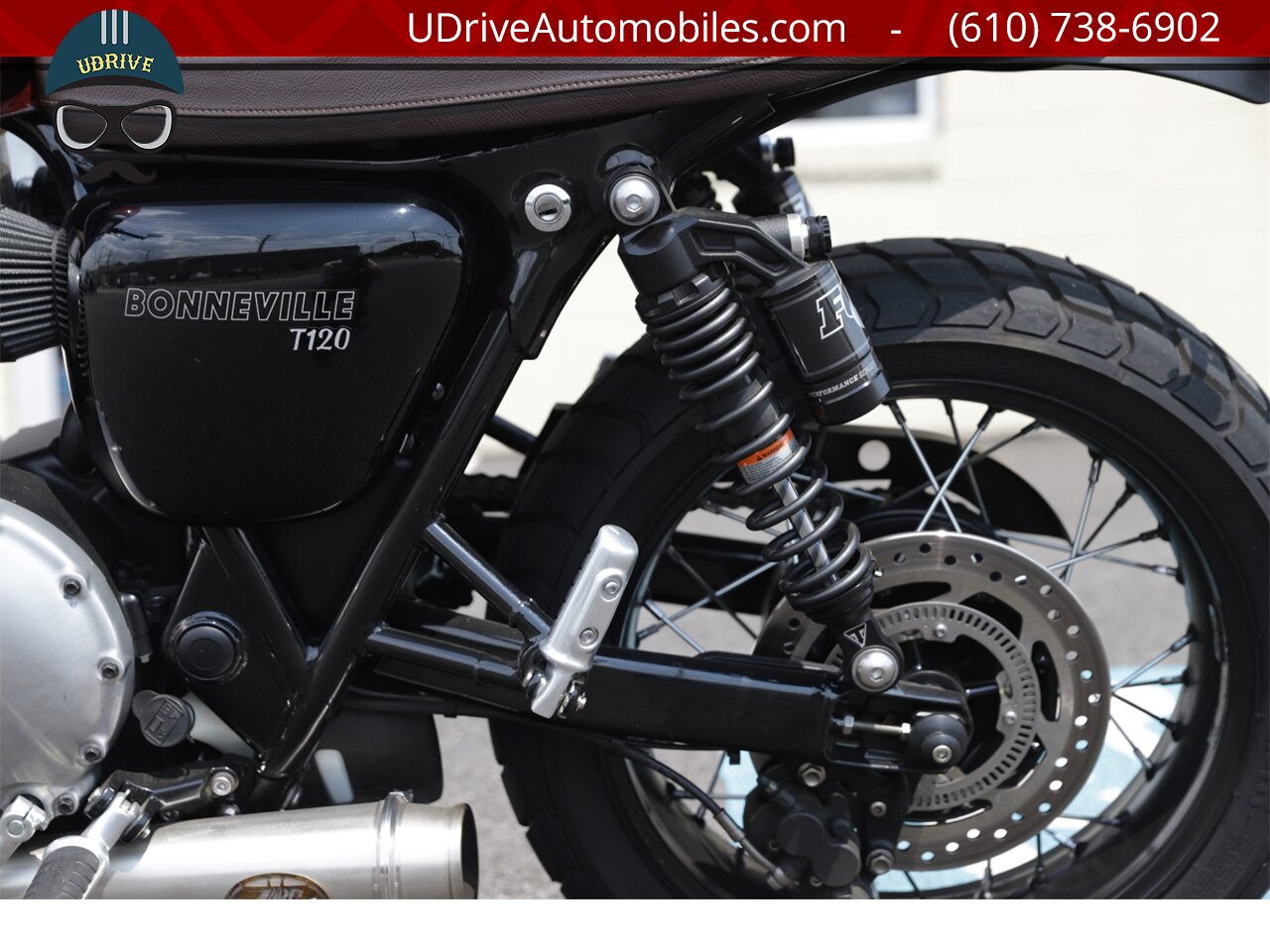 2016 Triumph Bonneville T120 Bonnevile Up-Grades Brat Style 1221 Miles   - Photo 14 - West Chester, PA 19382