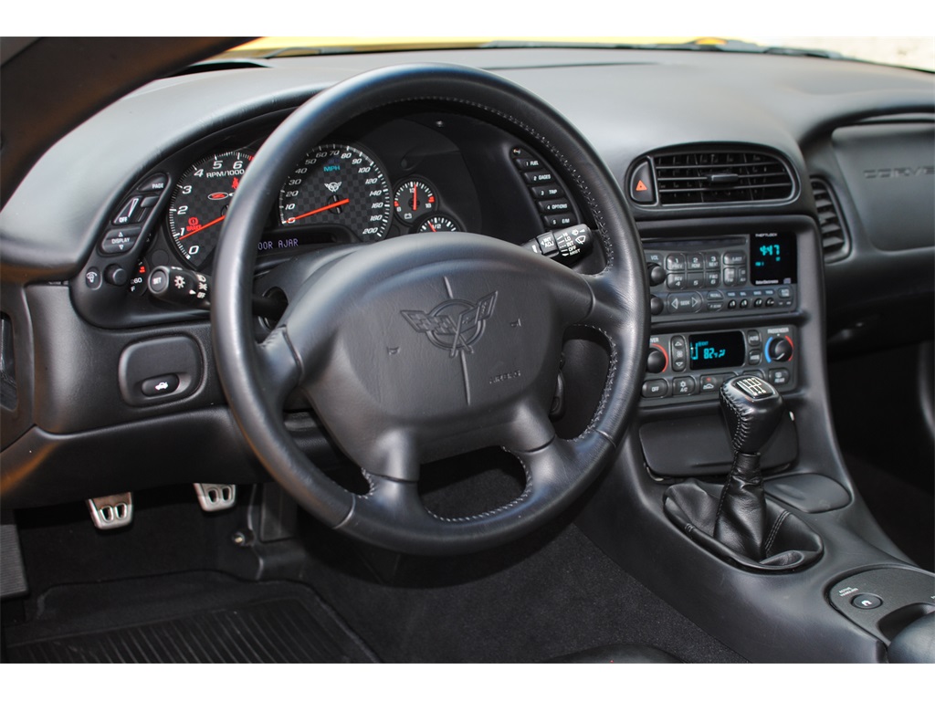 2004 Chevrolet Corvette Z06   - Photo 15 - West Chester, PA 19382