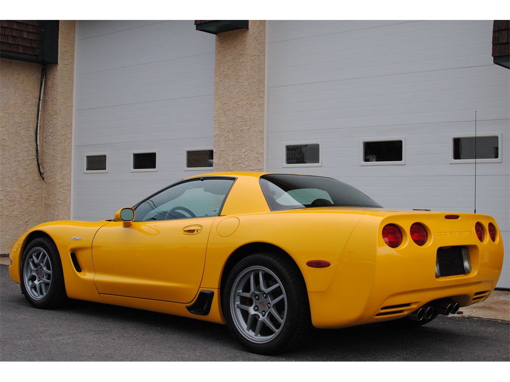 2004 Chevrolet Corvette Z06   - Photo 10 - West Chester, PA 19382