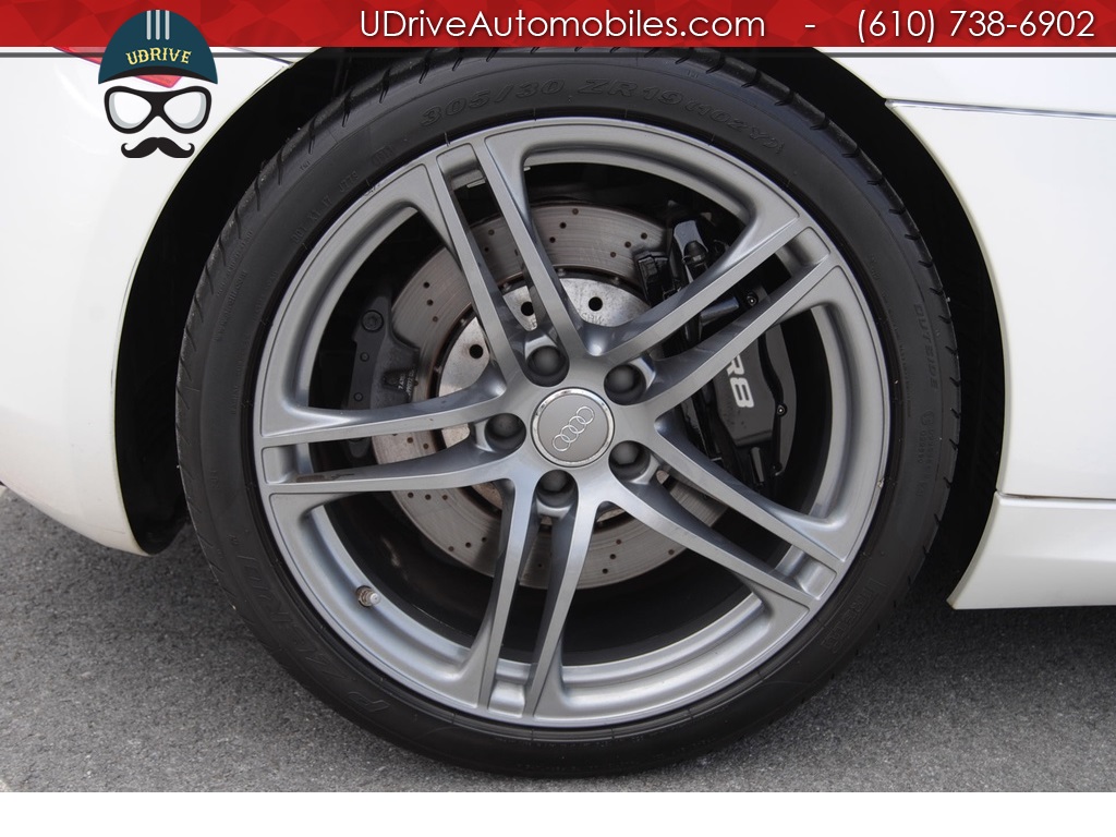 2011 Audi R8 5.2 quattro Spyder   - Photo 37 - West Chester, PA 19382