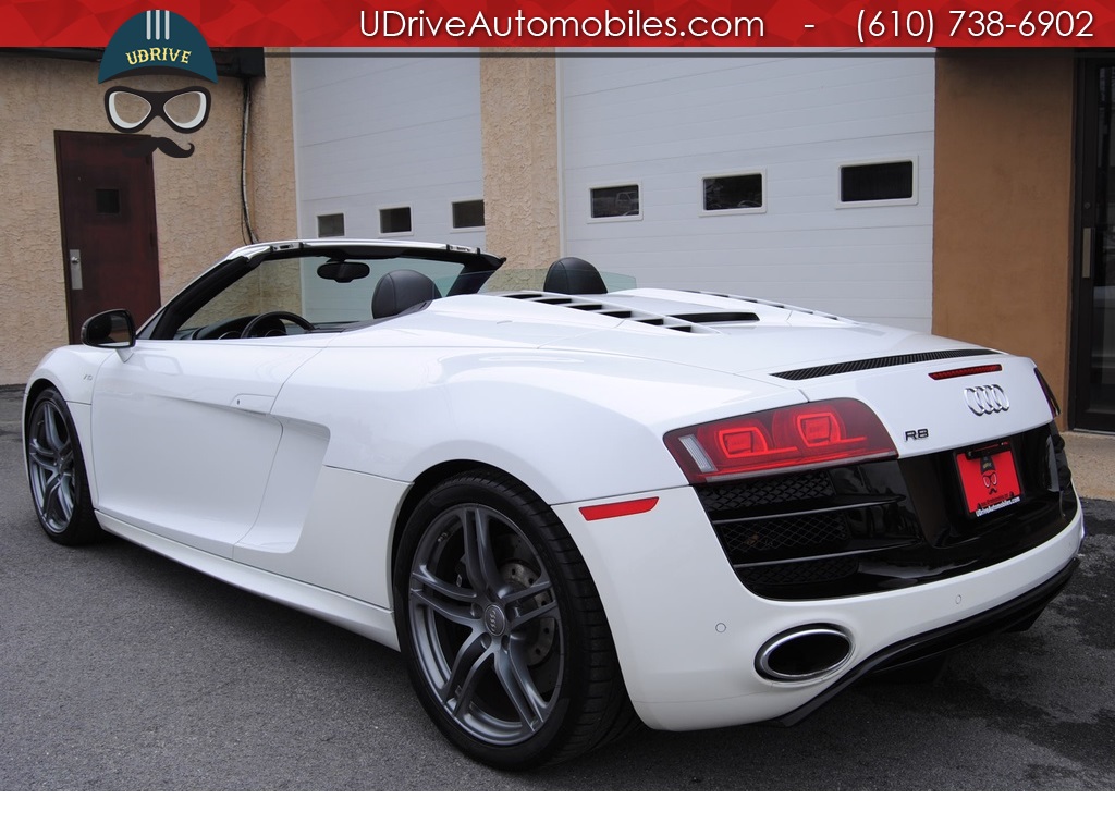 2011 Audi R8 5.2 quattro Spyder   - Photo 15 - West Chester, PA 19382