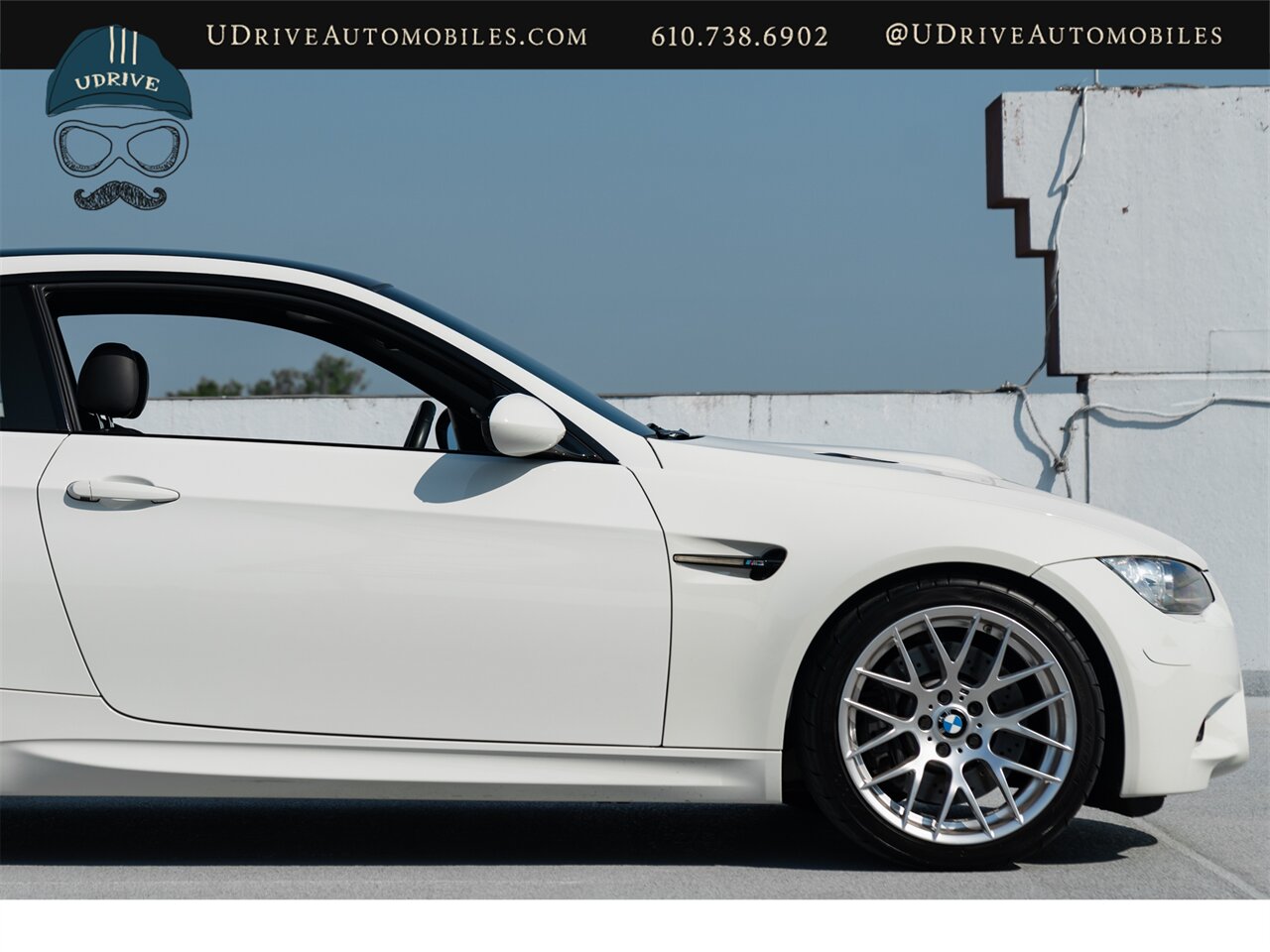 2013 BMW M3 Competition Pkg 6 Speed  Pure Enthusiast Spec No Nav Carbon Roof - Photo 16 - West Chester, PA 19382