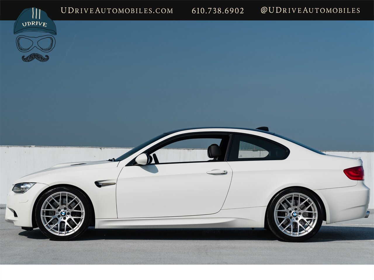 2013 BMW M3 Competition Pkg 6 Speed  Pure Enthusiast Spec No Nav Carbon Roof - Photo 9 - West Chester, PA 19382