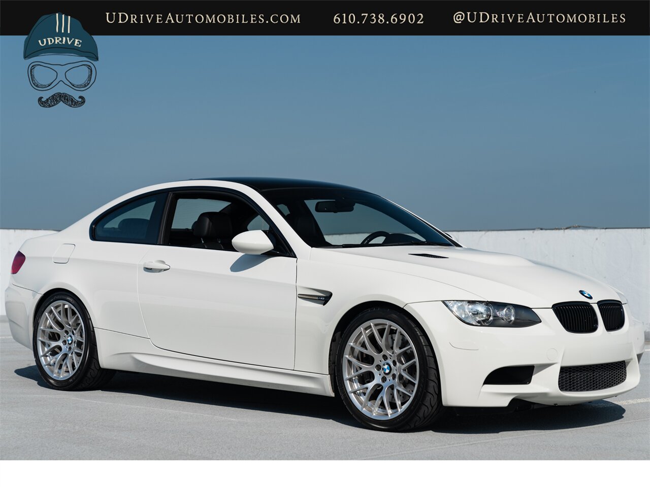 2013 BMW M3 Competition Pkg 6 Speed  Pure Enthusiast Spec No Nav Carbon Roof - Photo 15 - West Chester, PA 19382