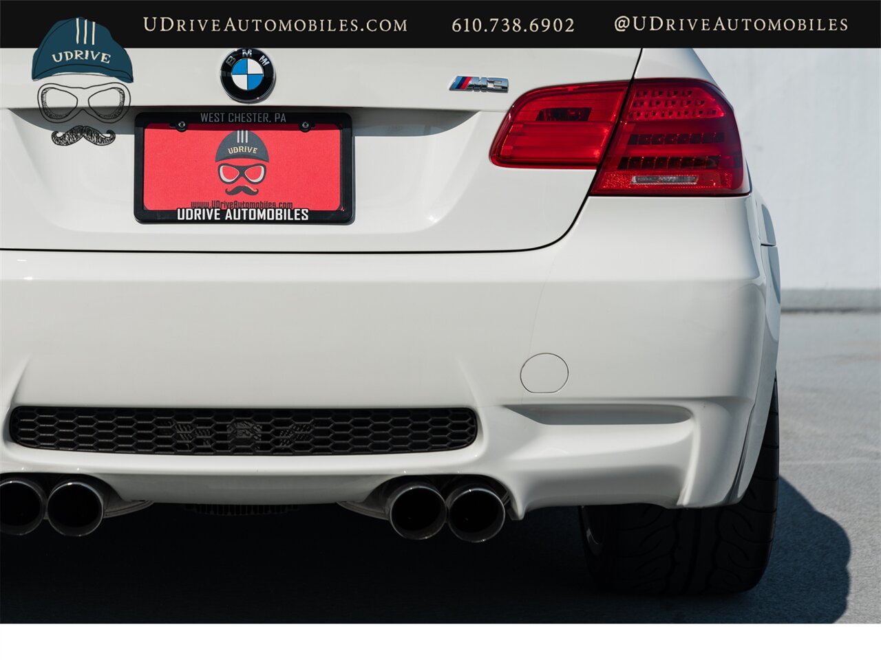 2013 BMW M3 Competition Pkg 6 Speed  Pure Enthusiast Spec No Nav Carbon Roof - Photo 21 - West Chester, PA 19382