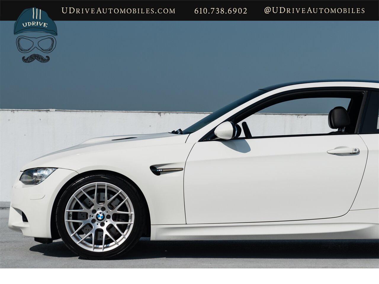 2013 BMW M3 Competition Pkg 6 Speed  Pure Enthusiast Spec No Nav Carbon Roof - Photo 11 - West Chester, PA 19382