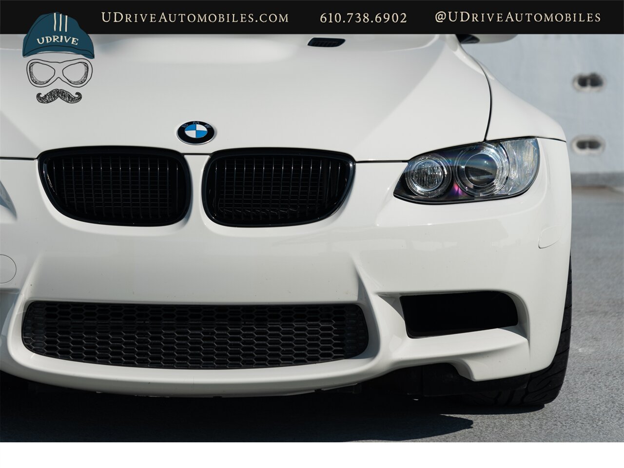 2013 BMW M3 Competition Pkg 6 Speed  Pure Enthusiast Spec No Nav Carbon Roof - Photo 12 - West Chester, PA 19382