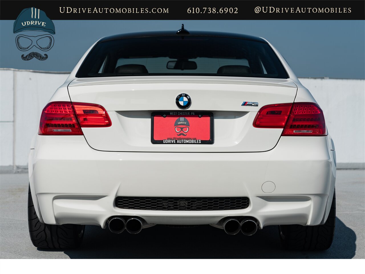 2013 BMW M3 Competition Pkg 6 Speed  Pure Enthusiast Spec No Nav Carbon Roof - Photo 22 - West Chester, PA 19382