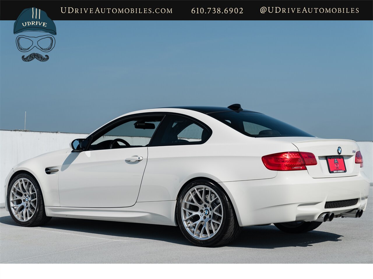 2013 BMW M3 Competition Pkg 6 Speed  Pure Enthusiast Spec No Nav Carbon Roof - Photo 25 - West Chester, PA 19382