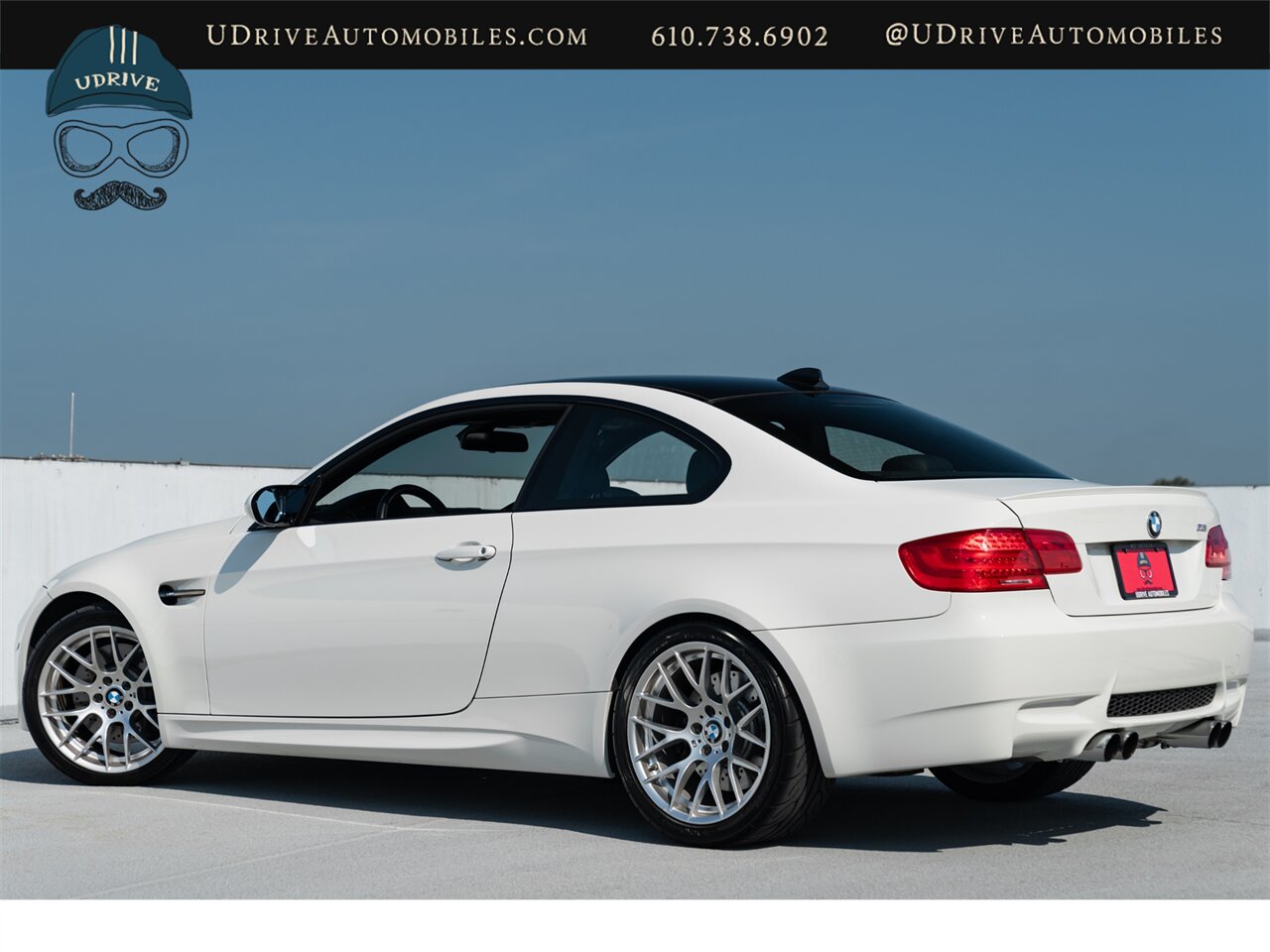 2013 BMW M3 Competition Pkg 6 Speed  Pure Enthusiast Spec No Nav Carbon Roof - Photo 4 - West Chester, PA 19382