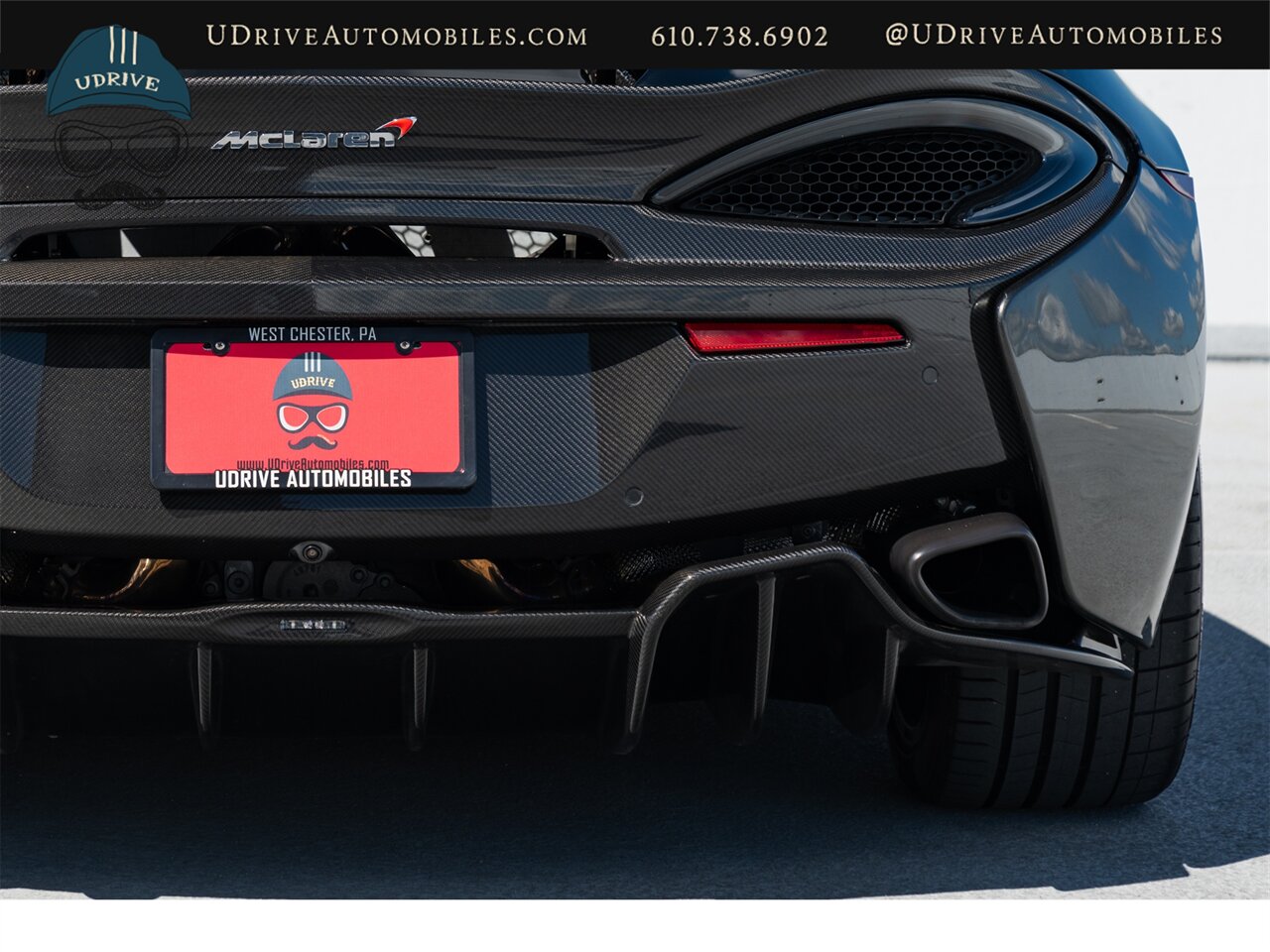 2017 McLaren 570 GT  Carbon Fibre Exterior Pack Sports Exhaust Bowers & Wilkens Audio - Photo 26 - West Chester, PA 19382