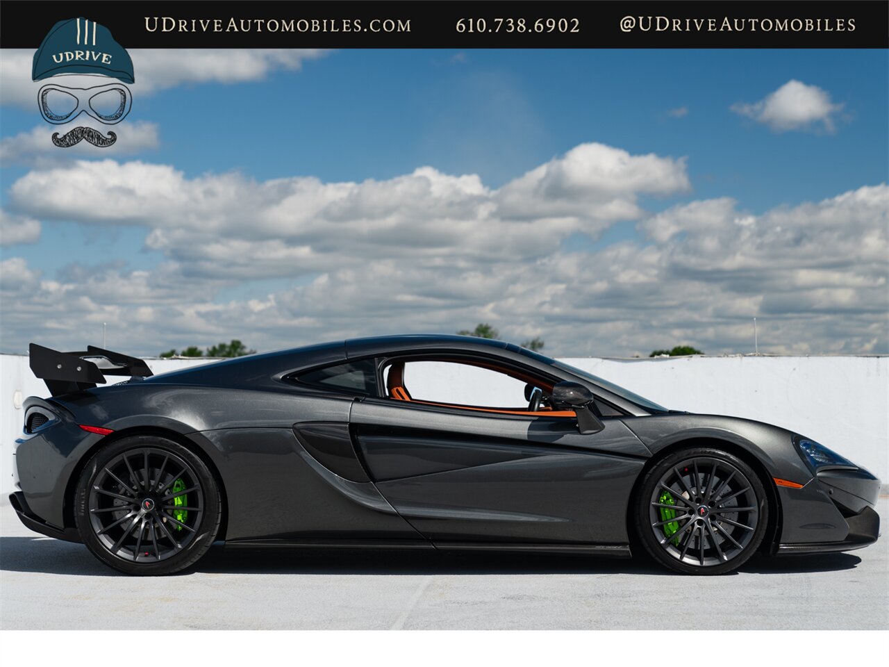 2017 McLaren 570 GT  Carbon Fibre Exterior Pack Sports Exhaust Bowers & Wilkens Audio - Photo 22 - West Chester, PA 19382