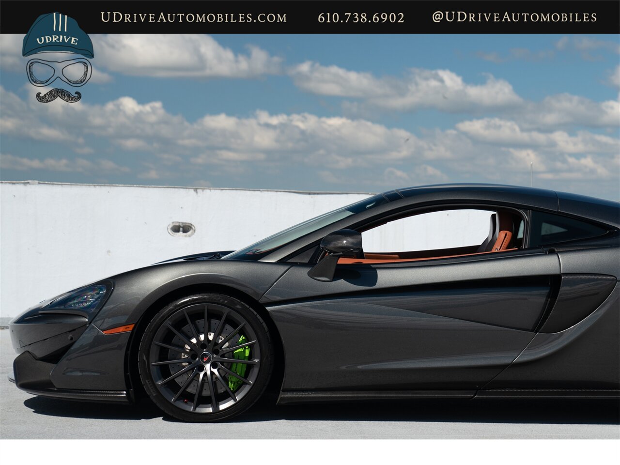 2017 McLaren 570 GT  Carbon Fibre Exterior Pack Sports Exhaust Bowers & Wilkens Audio - Photo 13 - West Chester, PA 19382