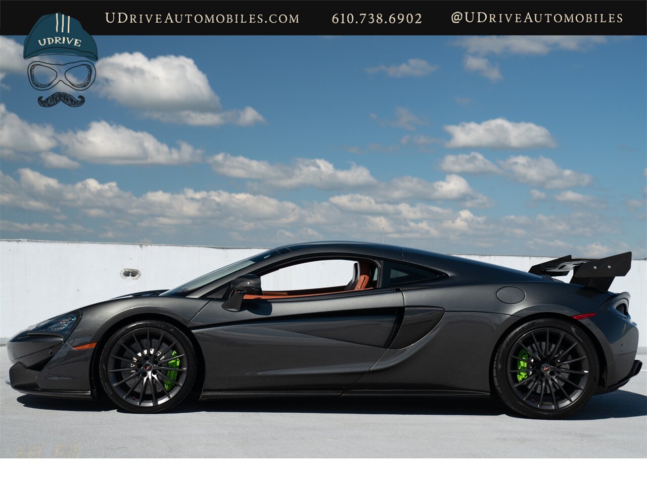 2017 McLaren 570 GT  Carbon Fibre Exterior Pack Sports Exhaust Bowers & Wilkens Audio - Photo 12 - West Chester, PA 19382