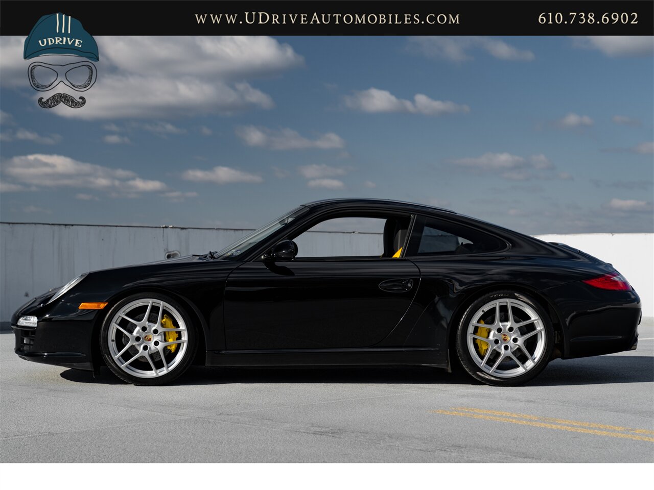 2009 Porsche 911 Carrera  997.2 911 6 Speed Sport Seats Chrono Yellow Dials Yellow Belts Serv Hist - Photo 10 - West Chester, PA 19382