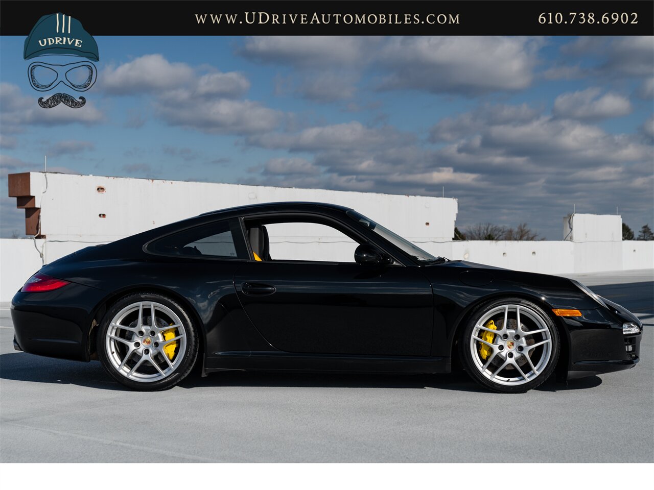 2009 Porsche 911 Carrera  997.2 911 6 Speed Sport Seats Chrono Yellow Dials Yellow Belts Serv Hist - Photo 19 - West Chester, PA 19382