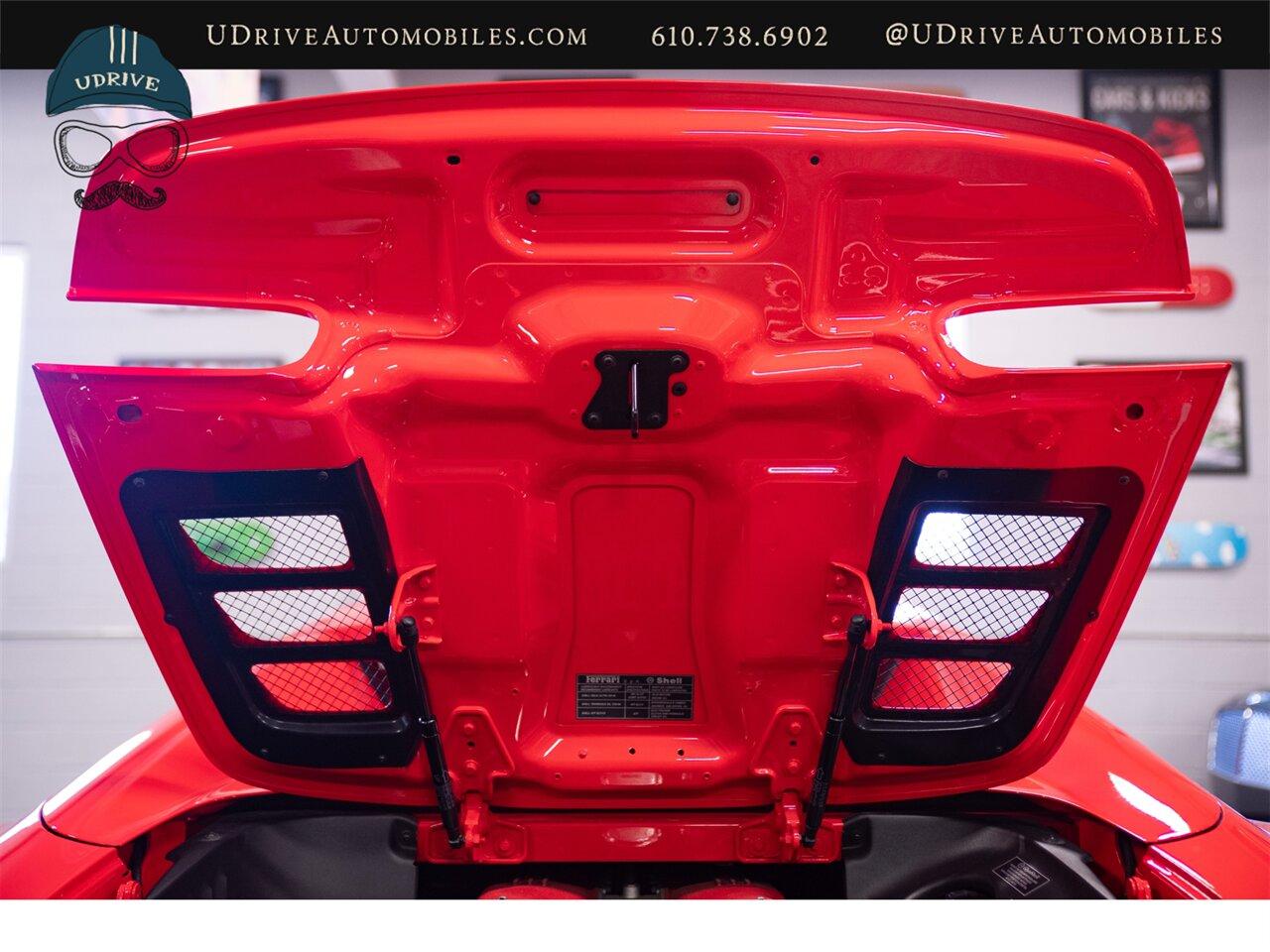 2013 Ferrari 458 Spider 7k Miles Carbon Racing PKG Carbon Racing Seats Carbon Steering Wheel Shields - Photo 80 - West Chester, PA 19382