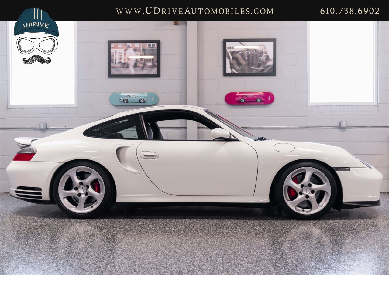 2004 Porsche 911 Turbo 996 6 Speed Carrara White over Black  White Vent Slats White Gauge Surround - Photo 18 - West Chester, PA 19382